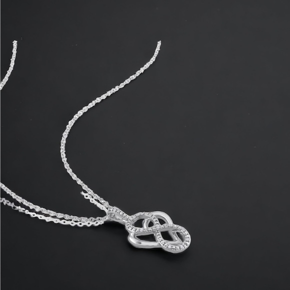 Sterling silver and diamond necklace. NEW WITHOUT TAGS - Picture 2 of 7